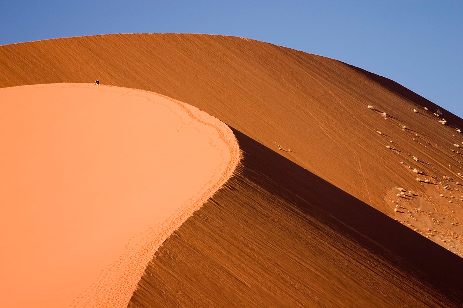 Sossusvlei Dune Namib Desert Namibia Luca Galuzzi 2004